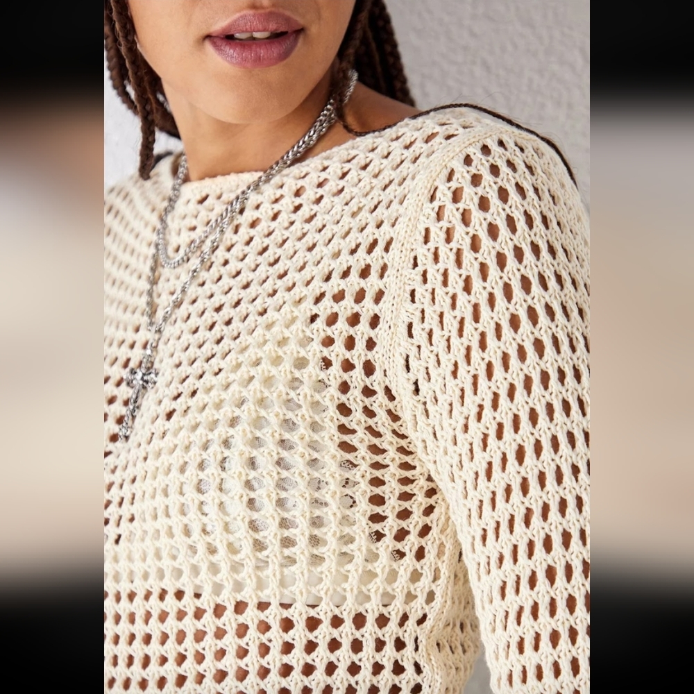 NWT URBAN OUTFITTERS SWEATER